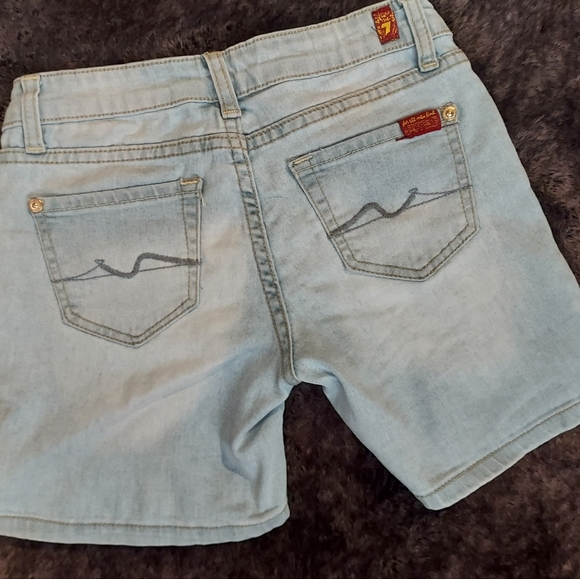 Youth Girls ~ 7 For All Mankind ~ Distressed Jean Shorts 💕 - Picture 2 of 7